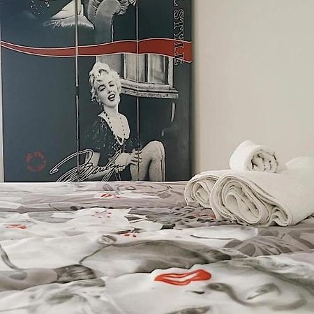 ᗰiki ᕼouտᗴ 2 Apartment Florence Luaran gambar